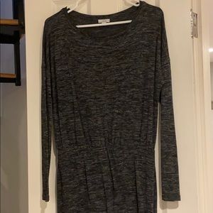 Aritzia Wilfred size large gray long sleeve dress
